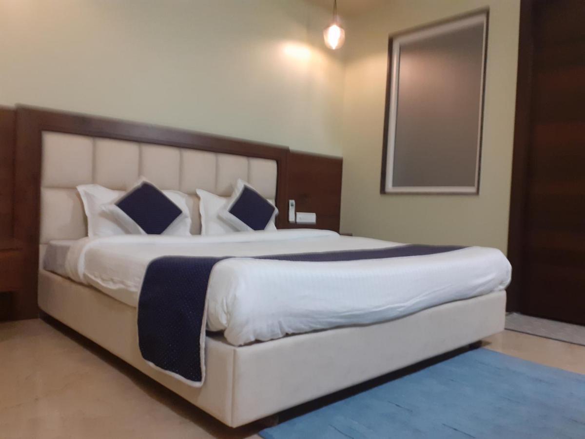 Bed and Breakfast Taj Sojourn Агра Экстерьер фото