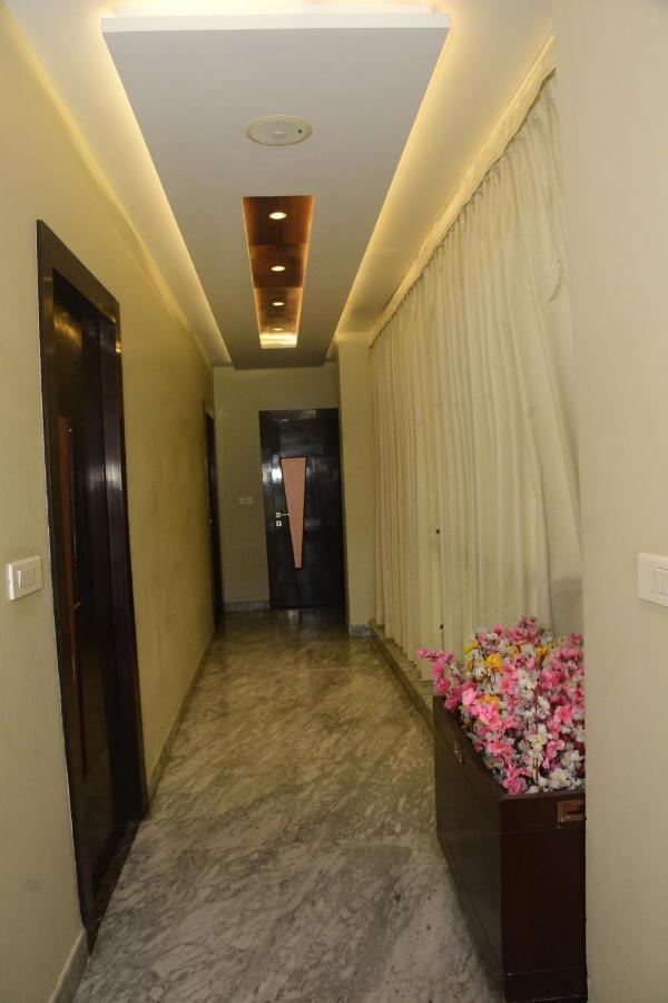 Bed and Breakfast Taj Sojourn Агра Экстерьер фото
